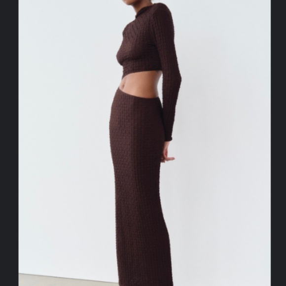 ZARA TEXTURED CUT OUT DRESS BROWN - Picture 1 of 5